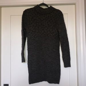 American Eagle grey knit sweater